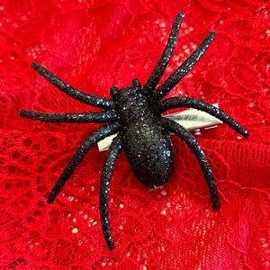 BLACK GLITTER SPIDER HAIR CLIP ACCESSORY GOTH FESTIVAL